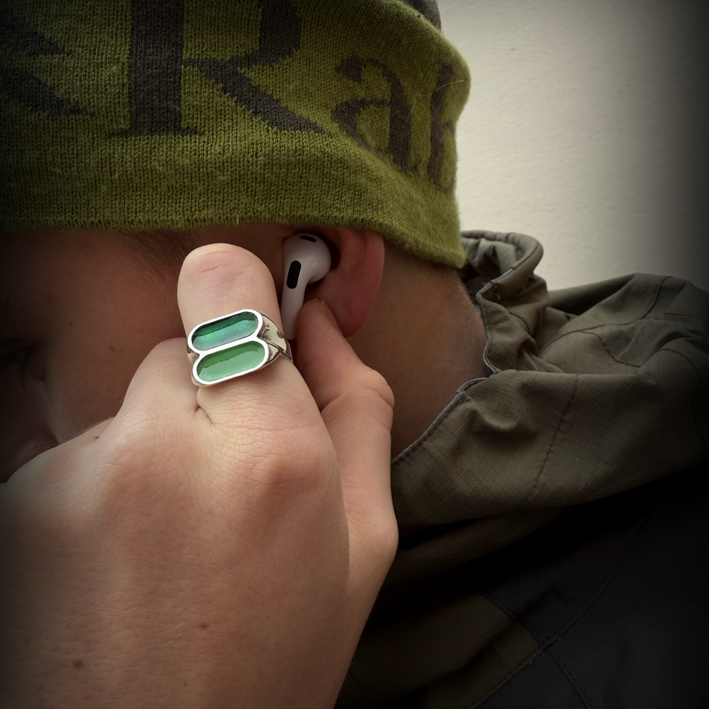Two Tone - light & dark green
